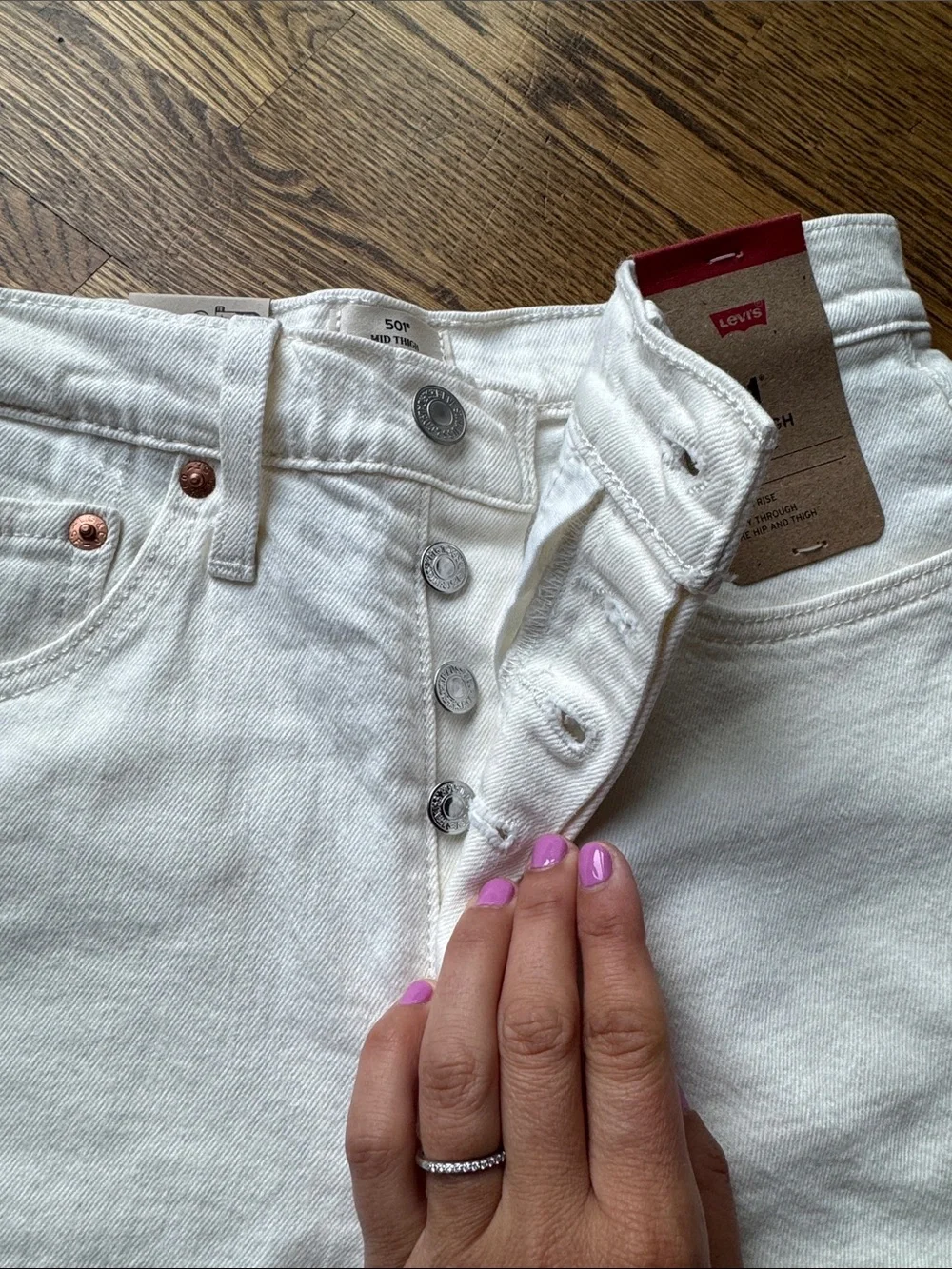 Levi's White 501 Mid-Rise Women's Jean Shorts